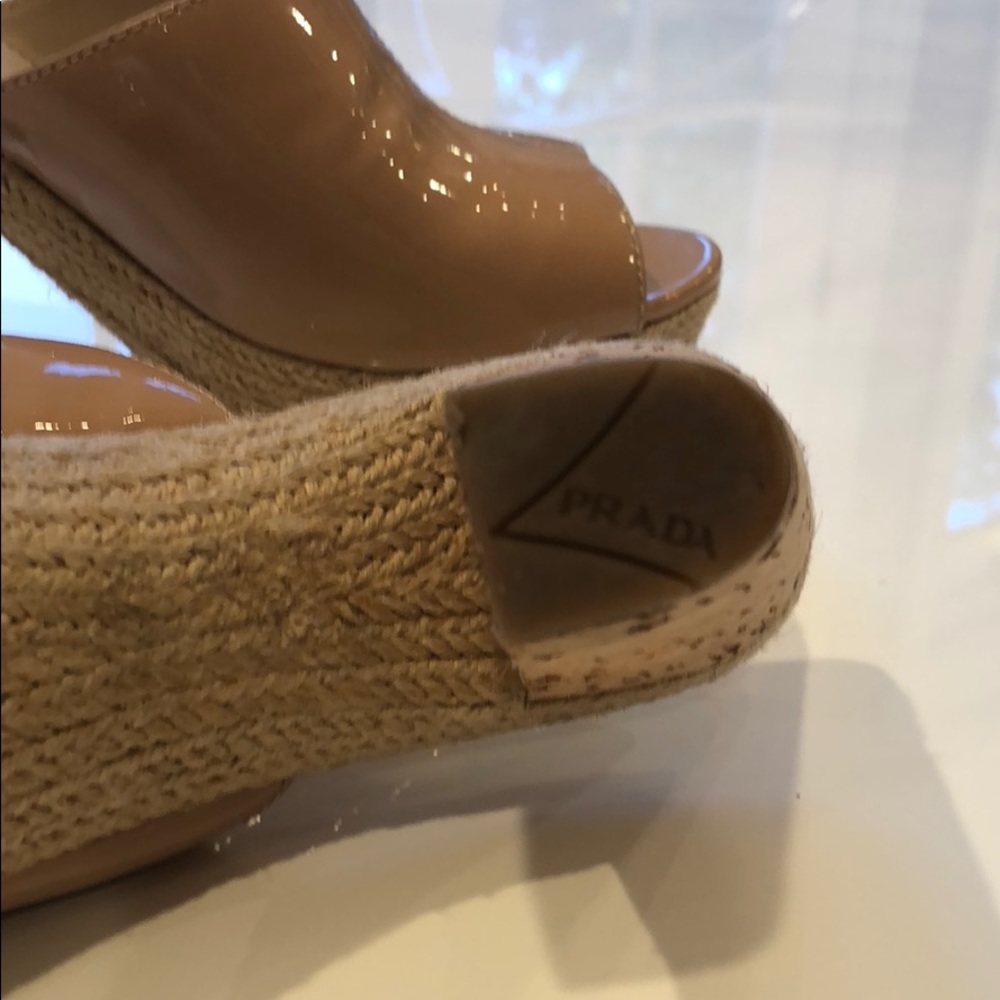 PRADA nude patent leather platform shoes - Picture 2 of 6
